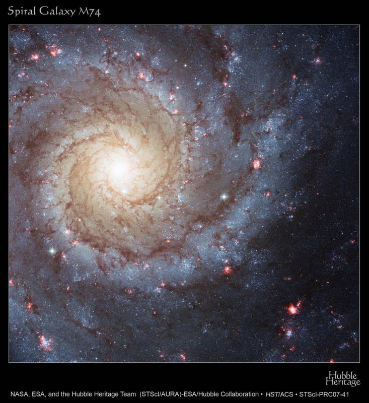 Рождественская фотография галактики М74