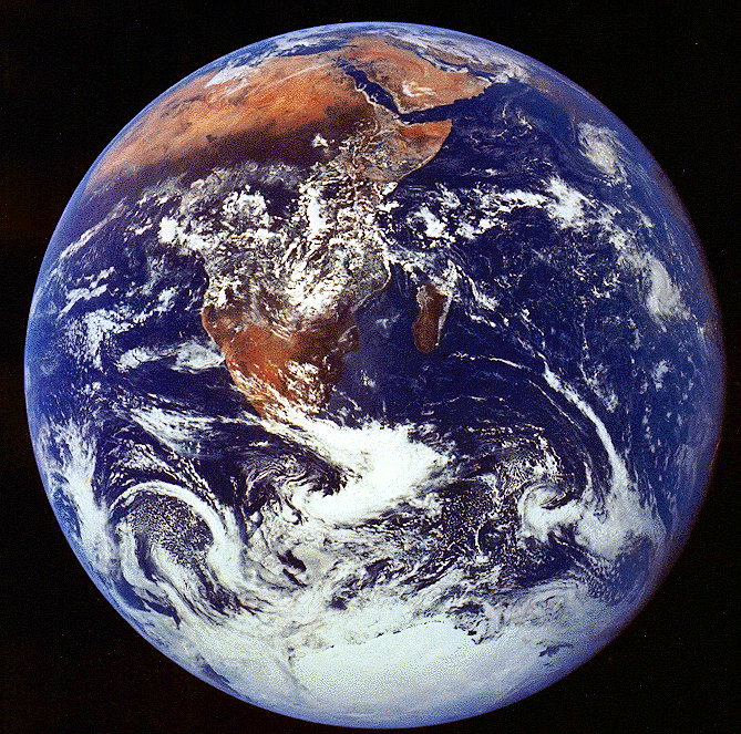 Планета Земля - снимок из Космоса