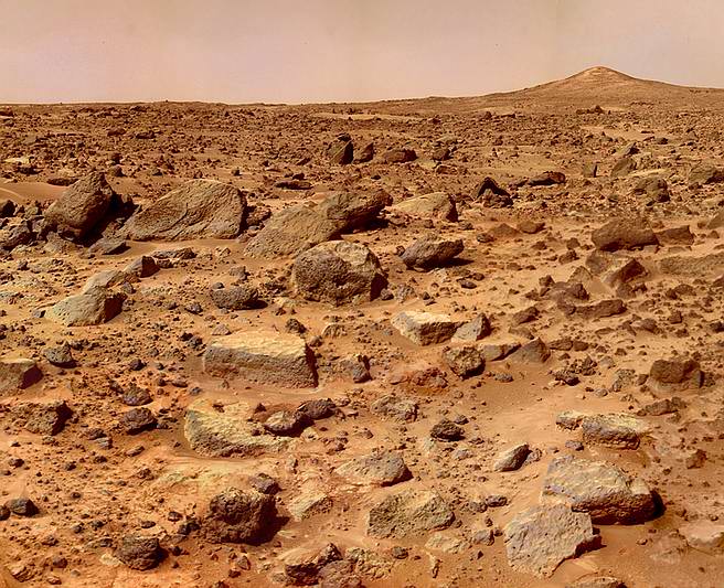 Пустынная панорама Марса