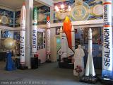 На фото видна часть экспозиции посвящённая космонавтике и ракетостроению.